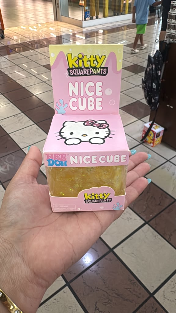 Kitty Nice Cube Squishy